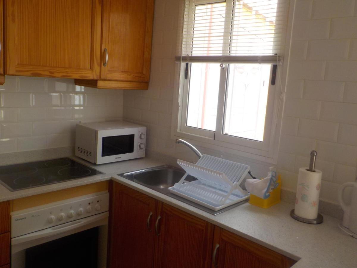 Casa La Zenia Elite Townhouse With Shared Pool And 10 Minutes Walk To Beach Villa Orihuela Luaran gambar